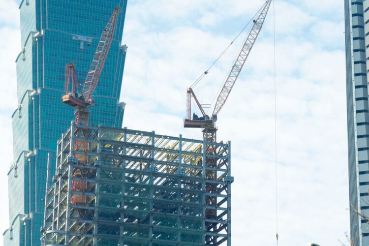 Exploring the World of Custom Lattice Boom Configurations